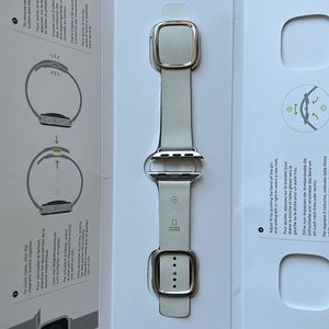 Modern Buckle Apple Watch Strap in Chalk ⚪️